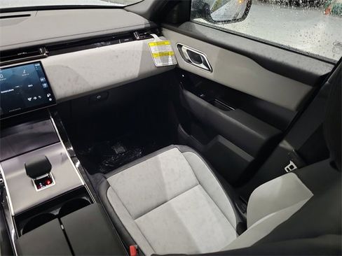 New 2026 Land Rover Range Rover Velar Dynamic SE image 14