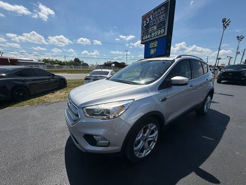 Used 2019 Ford Escape Titanium FWD image 8