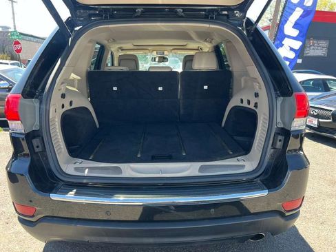 Used 2015 Jeep Grand Cherokee Limited AWD/4WD image 12