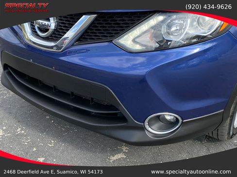 Used 2018 Nissan Rogue Sport SV w/ SV Technology Package AWD/4WD image 12