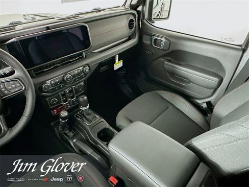 New 2026 Jeep Gladiator Rubicon image 19