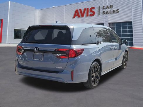 Used 2025 Honda Odyssey Sport-L image 6