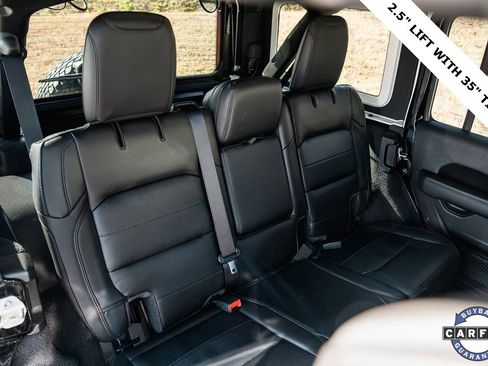 Used 2021 Jeep Wrangler Unlimited Sahara image 28