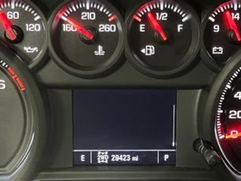 Used 2022 Chevrolet Silverado 1500 Custom AWD/4WD image 27