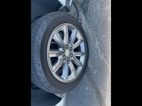 Used 2016 Chevrolet Suburban LTZ AWD/4WD image 12
