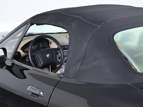 Used 1996 BMW Z3 1.9 RWD image 11