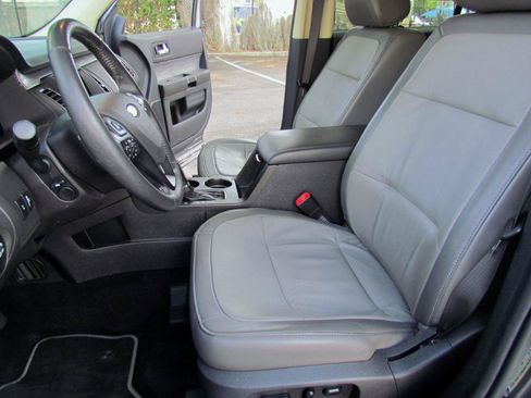 Used 2019 Ford Flex Limited w/ Equipment Group 301A AWD/4WD image 17