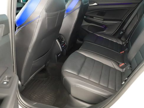 Used 2024 Volkswagen Golf R AWD/4WD image 31