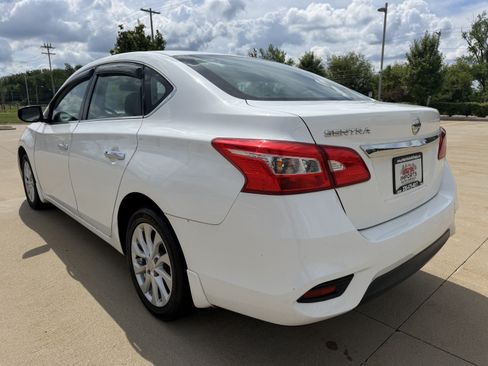 Used 2017 Nissan Sentra S FWD image 5