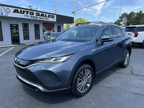 Used 2021 Toyota Venza Limited w/ Advanced Technology Package image 2