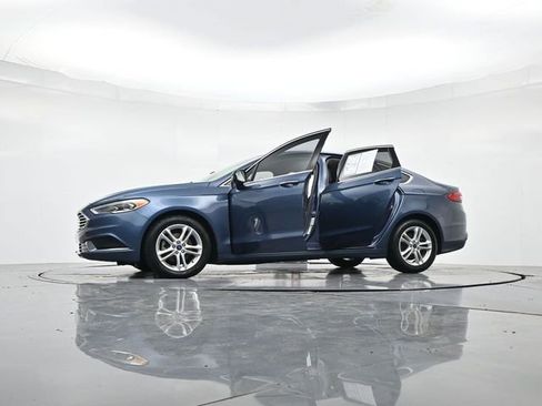 Used 2018 Ford Fusion SE image 48