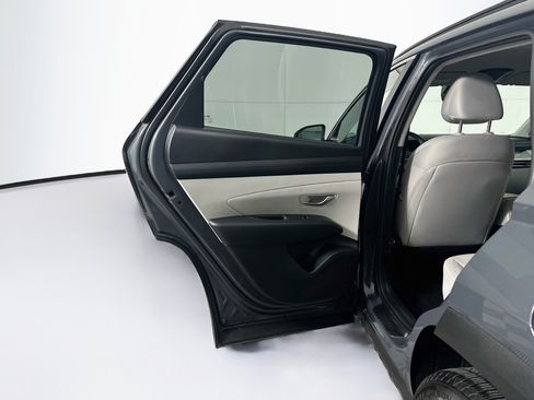 Used 2025 Hyundai Tucson SEL FWD image 26