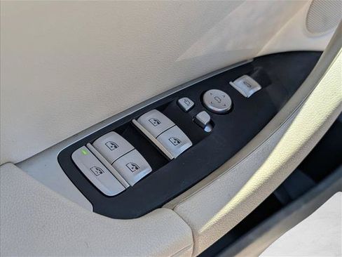 Certified 2023 BMW X3 sDrive30i w/ Premium Package RWD image 12
