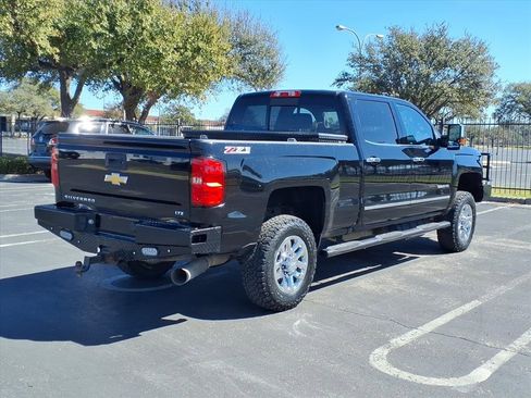 Used 2017 Chevrolet Silverado 2500 LTZ w/ Duramax Plus Package image 8