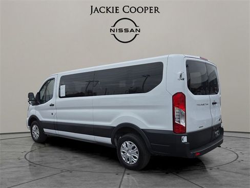 Used 2023 Ford Transit 350 XLT image 3