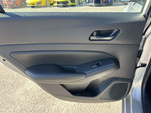 Used 2024 Nissan Altima 2.5 SV image 25