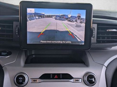 Certified 2023 Ford Explorer XLT image 13