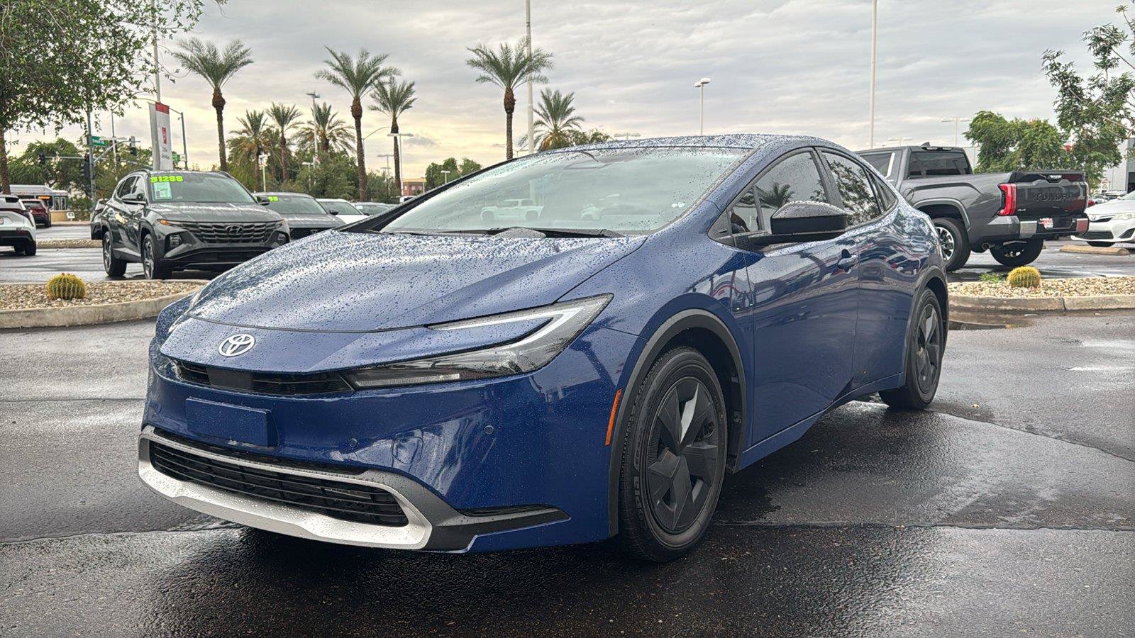 Used 2026 Toyota Prius Plug-In Hybrid FWD image 4
