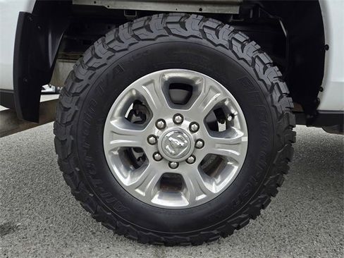 Used 2024 RAM 2500 Big Horn image 11