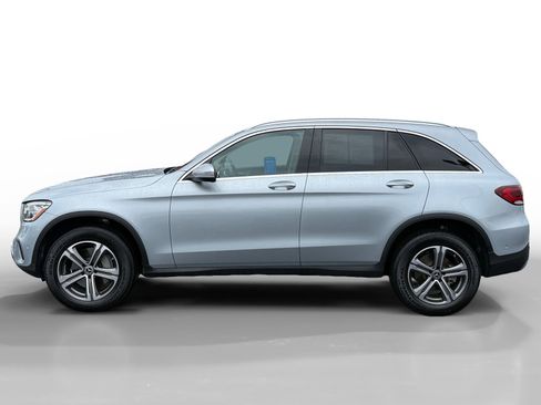 Used 2022 Mercedes-Benz GLC 300 4MATIC image 2