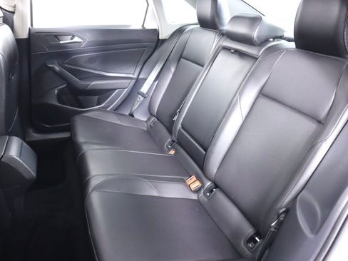 Used 2020 Volkswagen Jetta SE FWD image 35