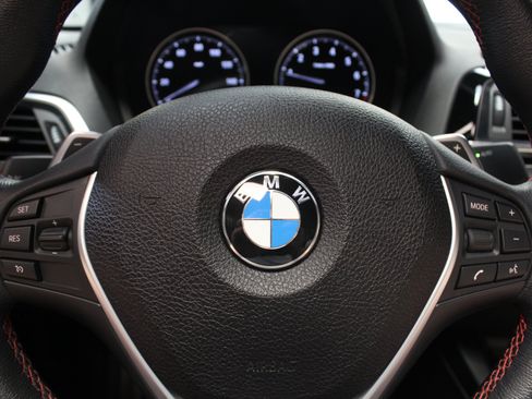 Used 2018 BMW 230i Convertible RWD image 48