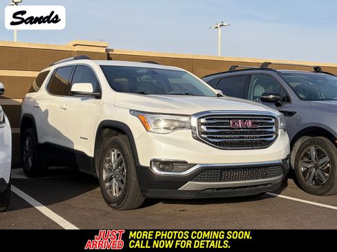 Used 2019 GMC Acadia SLE w/ Driver Alert Package I image 1