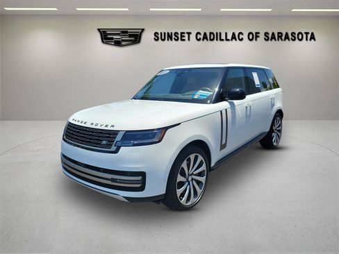 Used 2025 Land Rover Range Rover Long Wheelbase SE AWD/4WD image 8