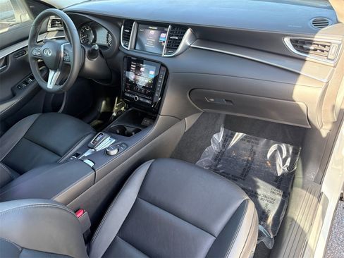 Used 2023 INFINITI QX50 Luxe image 26
