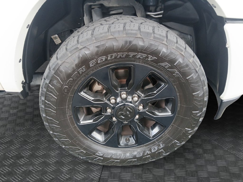 Used 2024 RAM 2500 Limited AWD/4WD image 23