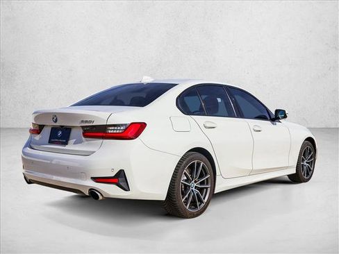 Used 2020 BMW 330i xDrive Sedan w/ Convenience Package AWD/4WD image 5