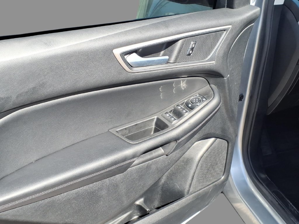 Used 2023 Ford Edge SEL w/ Convenience Package AWD/4WD image 17