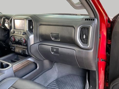Used 2021 Chevrolet Silverado 1500 LT Trail Boss w/ Convenience Package II AWD/4WD image 18