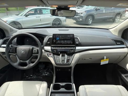 New 2026 Honda Odyssey EX-L image 6