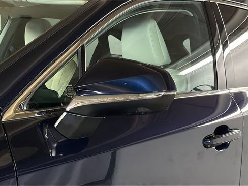 Used 2025 Lexus RX 450h AWD w/ Luxury Package image 5