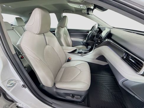 Used 2024 Toyota Camry XSE image 20