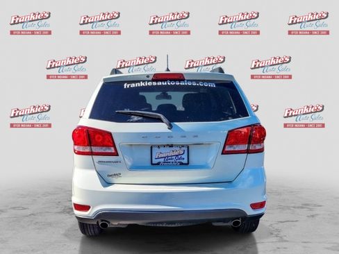 Used 2018 Dodge Journey SXT w/ Blacktop Package FWD image 4