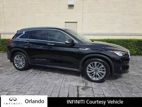 Certified 2025 INFINITI QX50 Luxe image 1