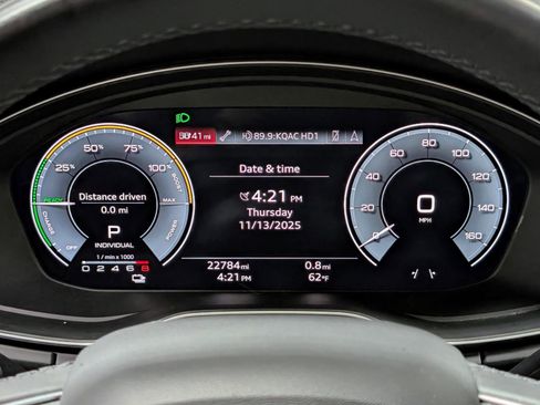 Used 2023 Audi Q5 e Premium Plus w/ Premium Plus Package image 35