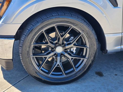 Used 2025 Ford F150 XL w/ Equipment Group 103A High image 11