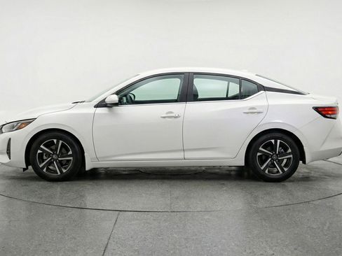 Used 2025 Nissan Sentra SV FWD image 5