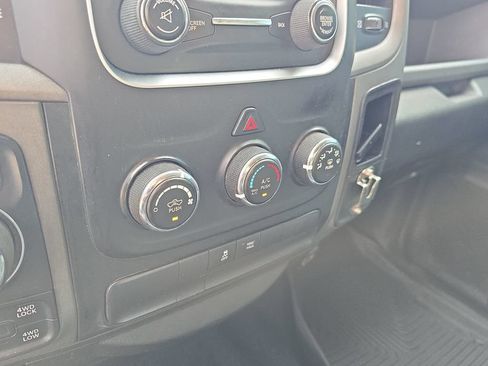 Used 2019 RAM 1500 Express w/ Express Value Package AWD/4WD image 23