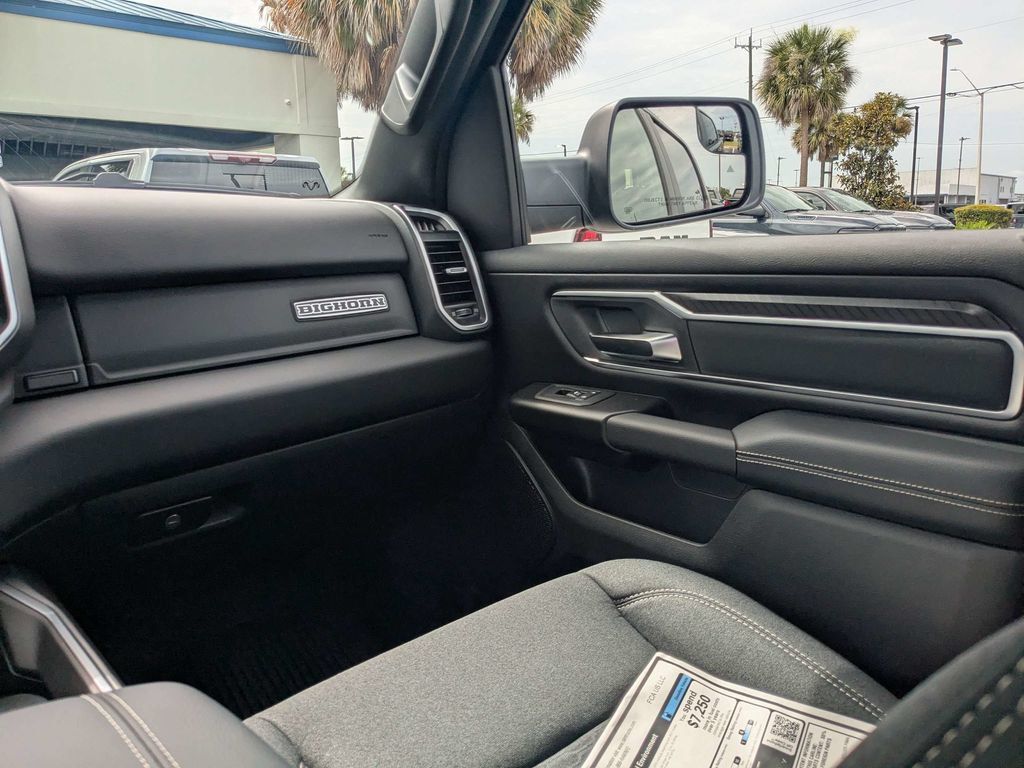 New 2026 RAM 1500 Big Horn AWD/4WD image 16