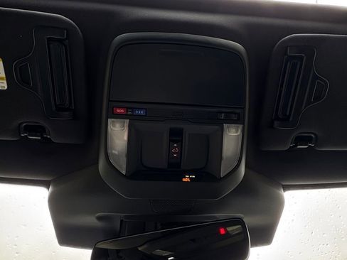 Certified 2025 Subaru Forester Limited image 26