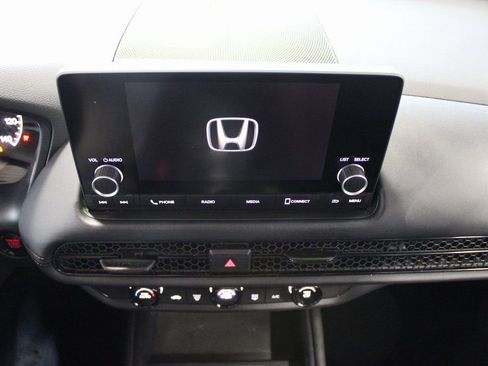 Used 2023 Honda HR-V LX image 25