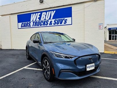 New 2024 Ford Mustang Mach-E Select w/ Comfort Package Lite