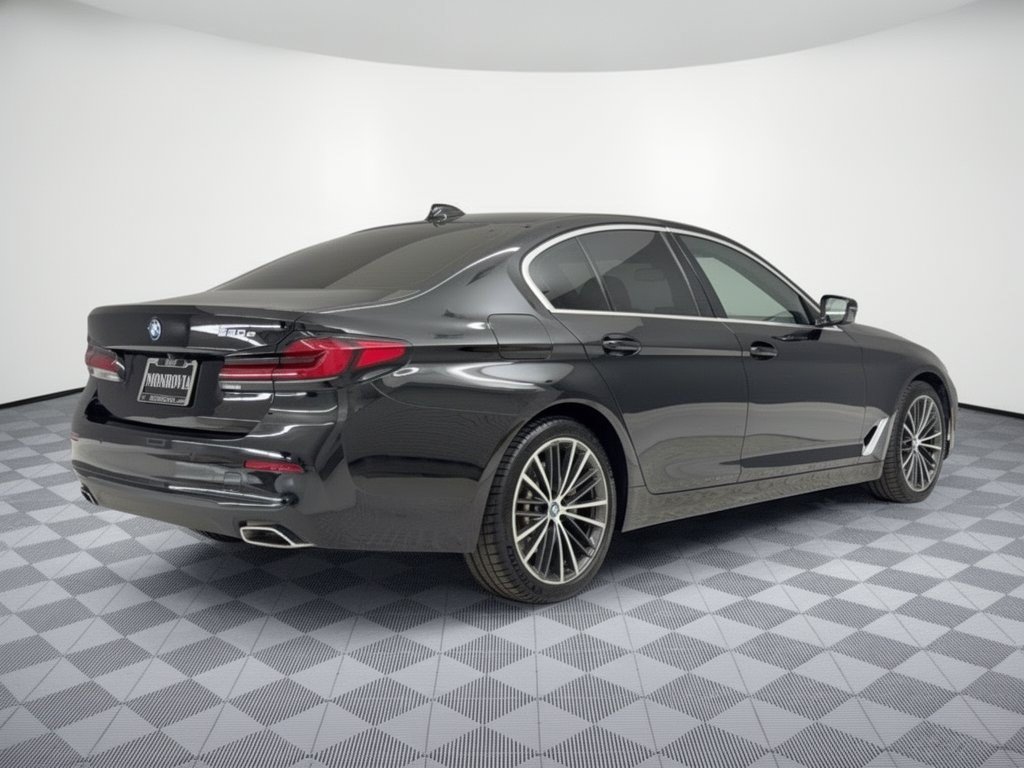 Used 2023 BMW 530e w/ Convenience Package RWD image 9