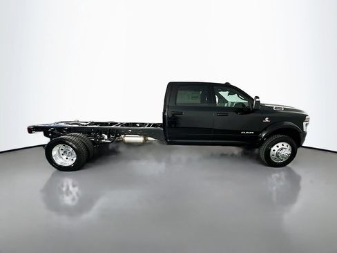 New 2026 RAM 5500 Tradesman AWD/4WD image 8