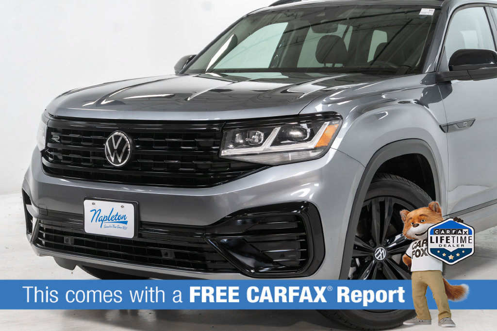 Used 2023 Volkswagen Atlas SEL R-Line AWD/4WD image 2