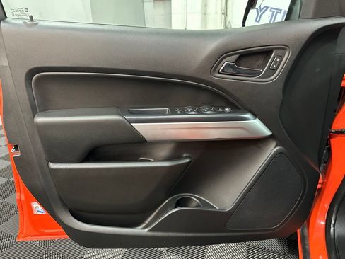 Used 2019 Chevrolet Colorado LT AWD/4WD image 18